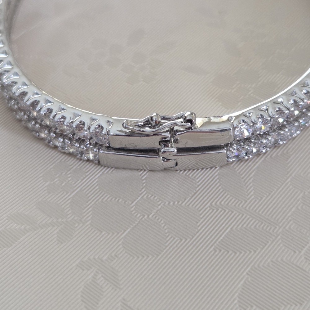 Rich Rocks Nyc Crystal Bracelets - Picture 3 of 6